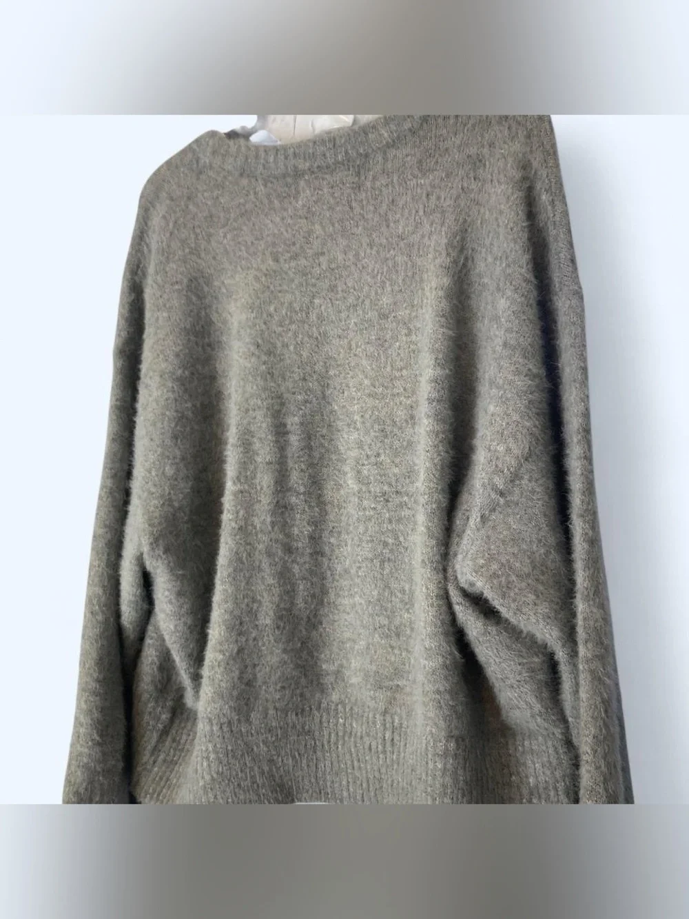 Old Navy grey faux fur sweater Size XL #knitwear